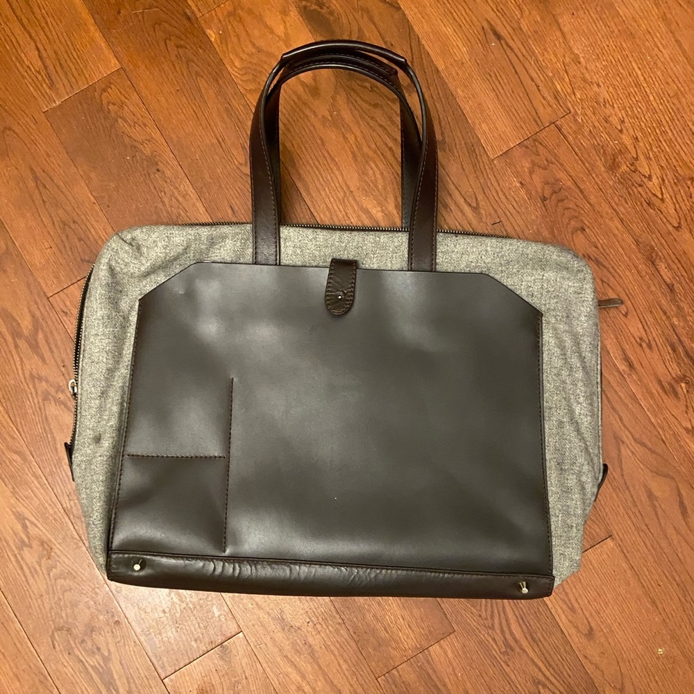 Suitsupply briefcase